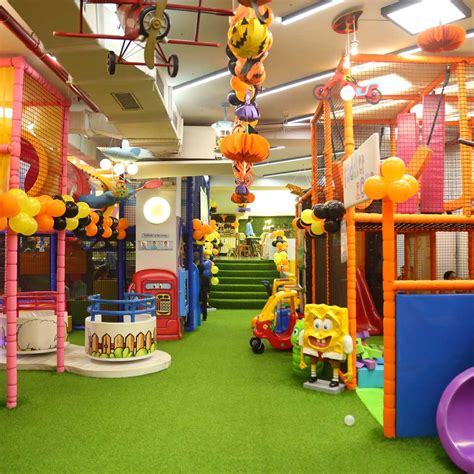 Tumble haus - About Tumble House. We are a playhouse in Delhi which provides a safe, fun and nurturing space for children to play, learn and party with friends. Our play area is designed by experts so that no point of fun is missed by the kids. Under the supervision and care of trained professionals, parents leave their kids with us, without any reconsideration.